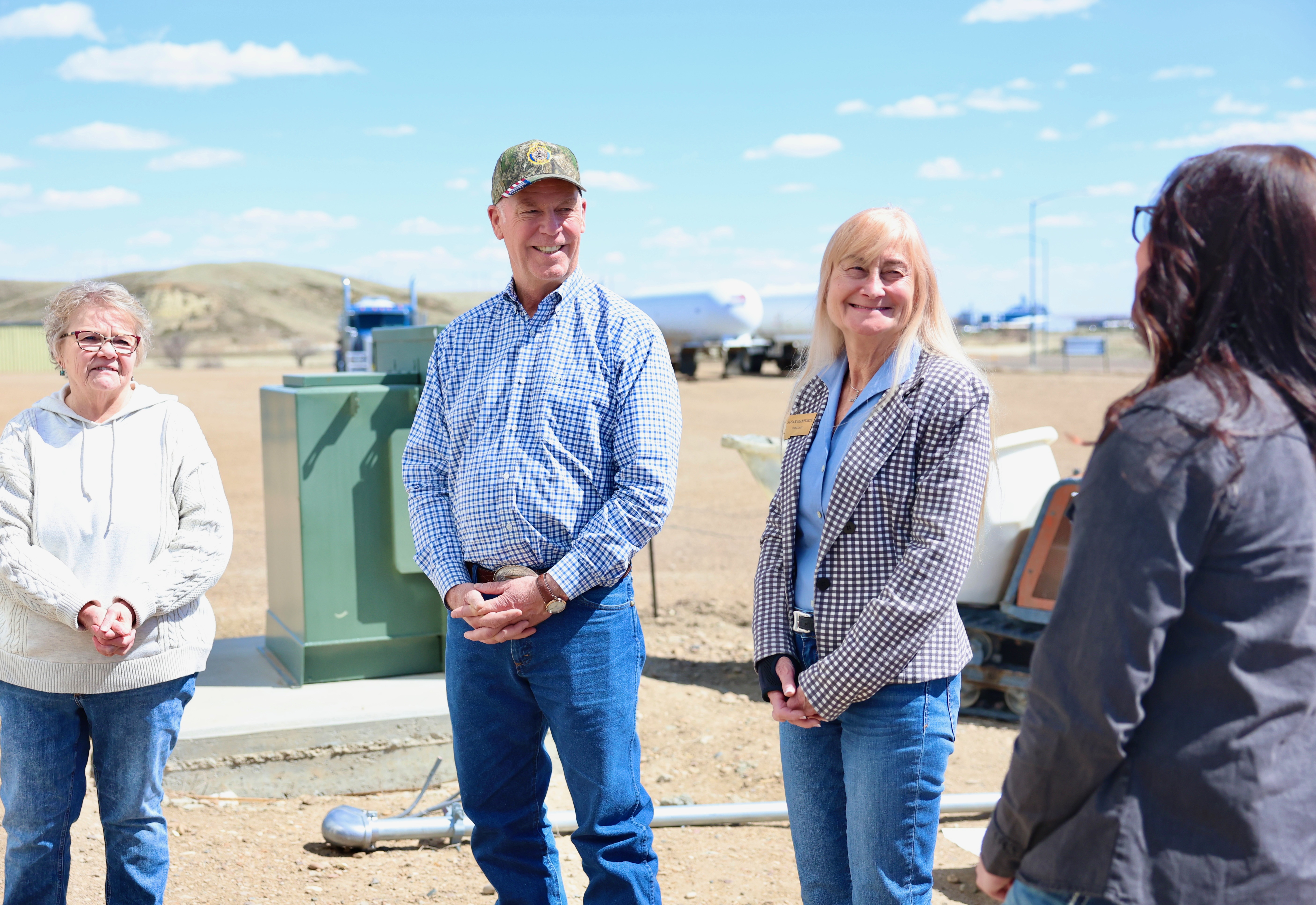 Gov. and First Lady Gianforte visiting with the owners of Rancher’s Rail in Sheridan County 